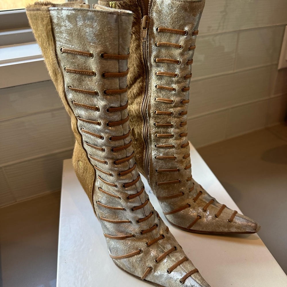 Charles David boots size 7.5 absolutely stunning w box